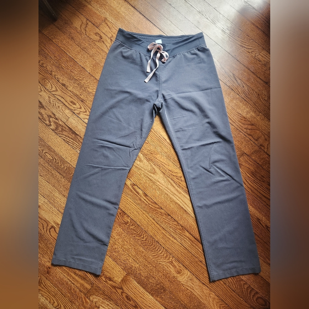 Womens FIGS Livingston Charcoal Scrub Pant Size Small